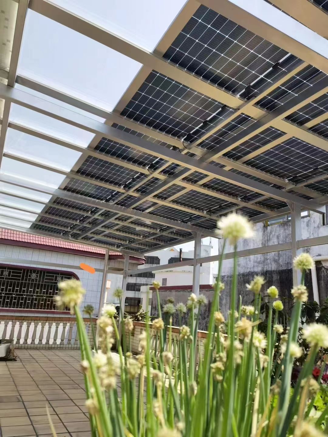 林州别墅家用屋顶太阳能发电系统安装